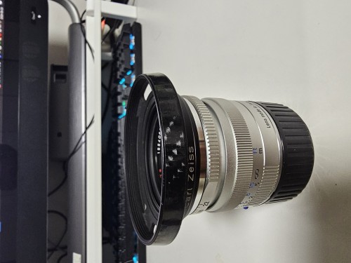 Zm 28mm f2.8 렌즈